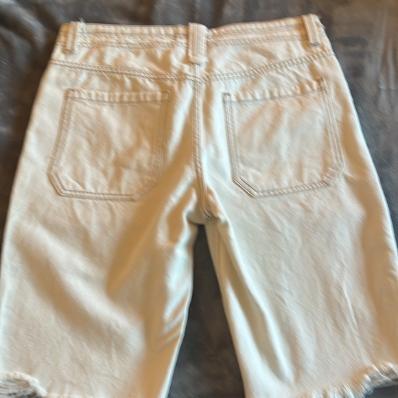 Shorts - Picture 7 of 7